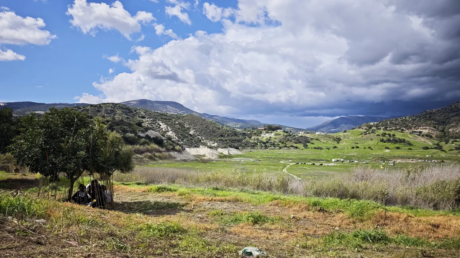 The Foinikaria picnic area beside the Germasogeia reservoir